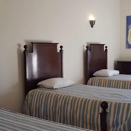 Palacio Da Portela Iii