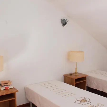 Palácio Da Portela Iii