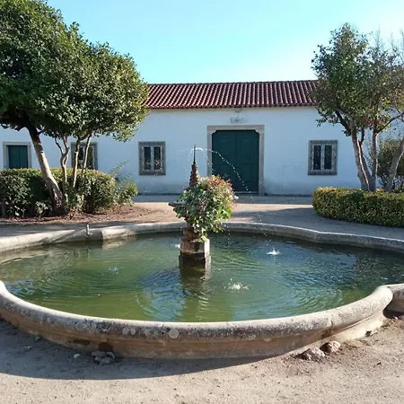 Palacio Da Portela Iii Apartment