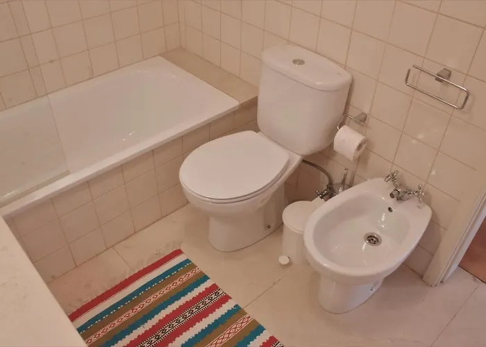 Palacio Da Portela Iii *